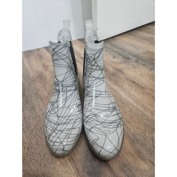 French Connection Shoes - French Connection Women Scribble Print Rain Boots White Black Chelsea Ankle Boot